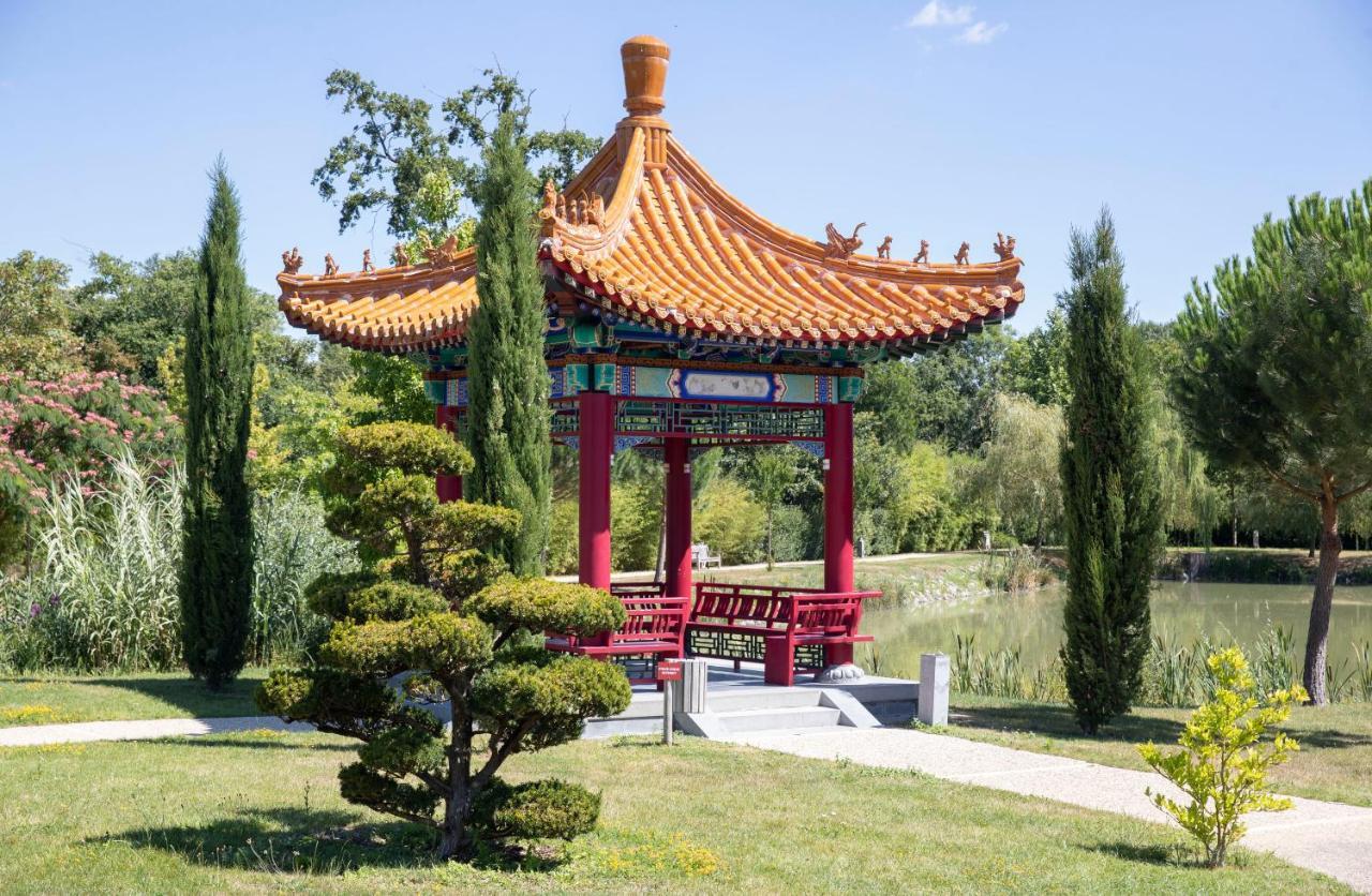 Hotel Les Pagodes De Beauval Saint-Aignan  Zewnętrze zdjęcie
