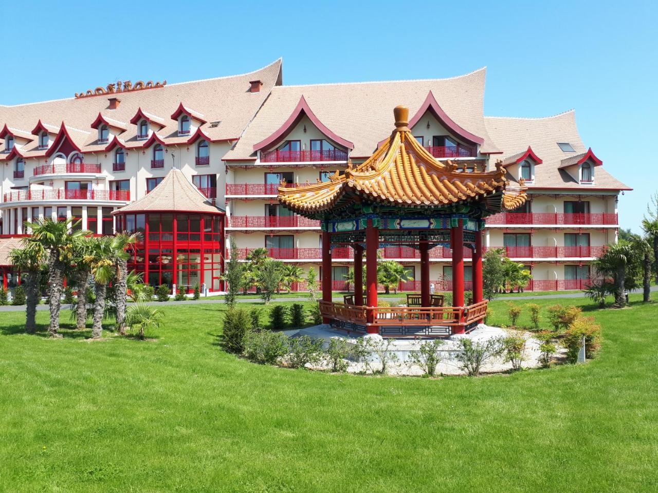 Hotel Les Pagodes De Beauval Saint-Aignan  Zewnętrze zdjęcie